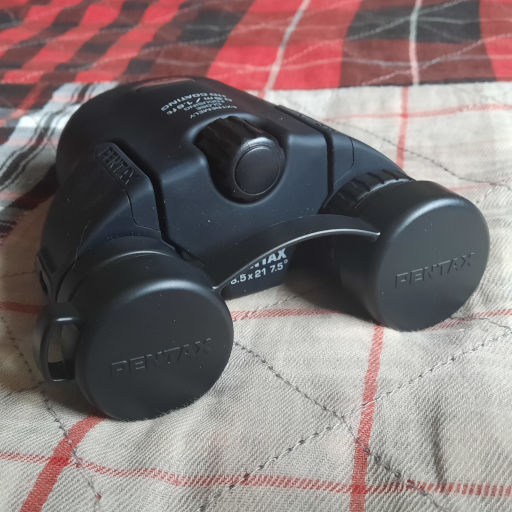 A picture of the Pentax Papilio III binoculars from the corner